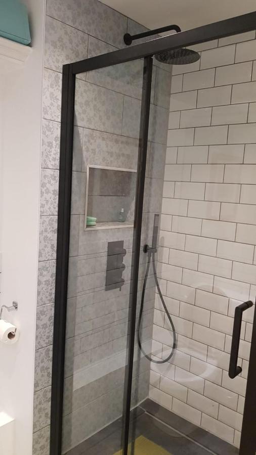 1 Bedroom Apartment On The Riverbank Near St Paul'S Londra Esterno foto