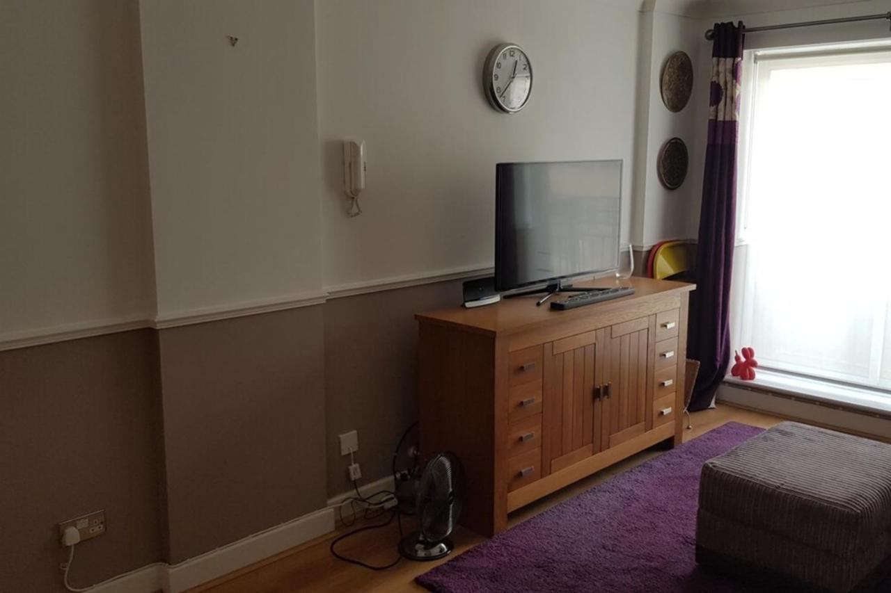 1 Bedroom Apartment On The Riverbank Near St Paul'S Londra Esterno foto