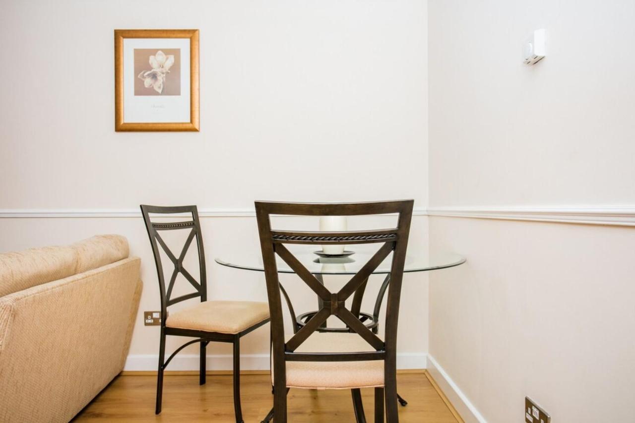 1 Bedroom Apartment On The Riverbank Near St Paul'S Londra Esterno foto