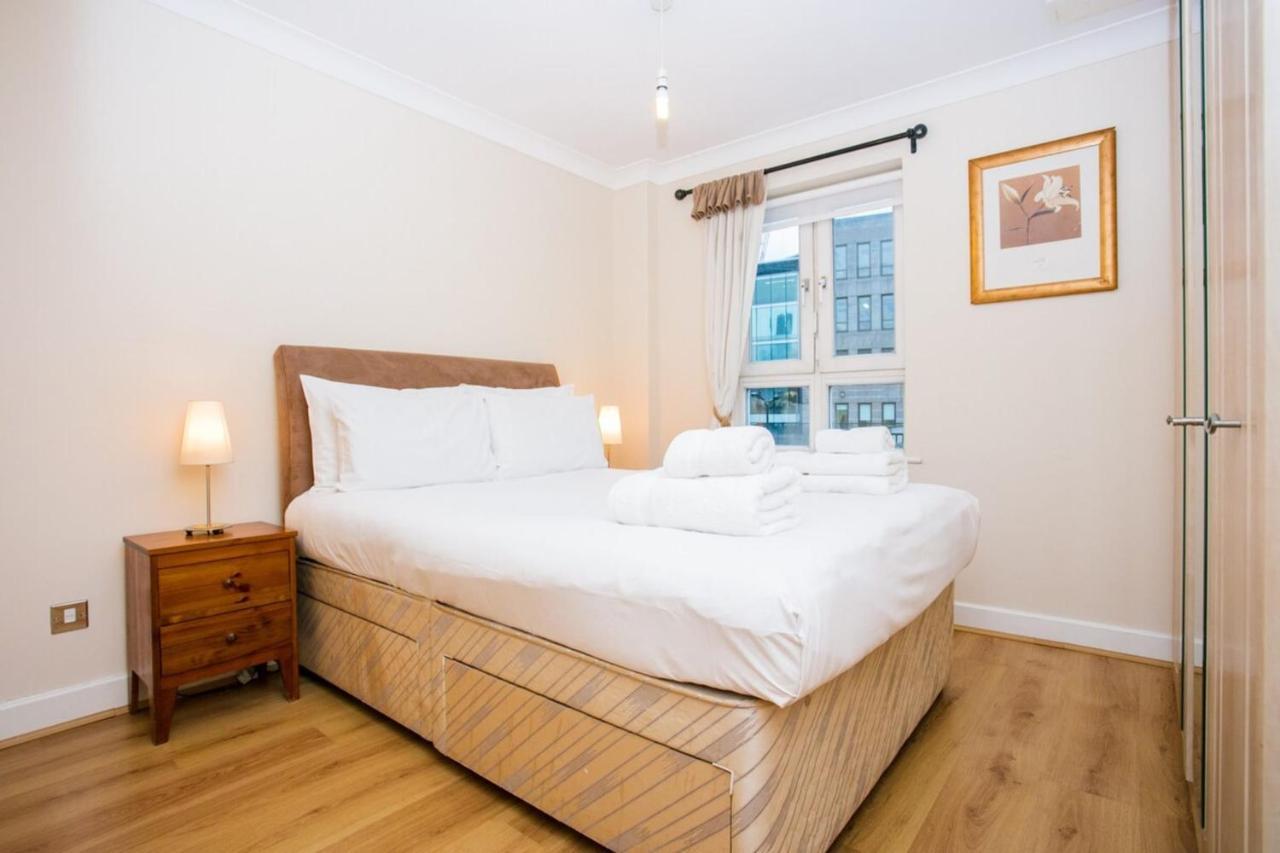 1 Bedroom Apartment On The Riverbank Near St Paul'S Londra Esterno foto