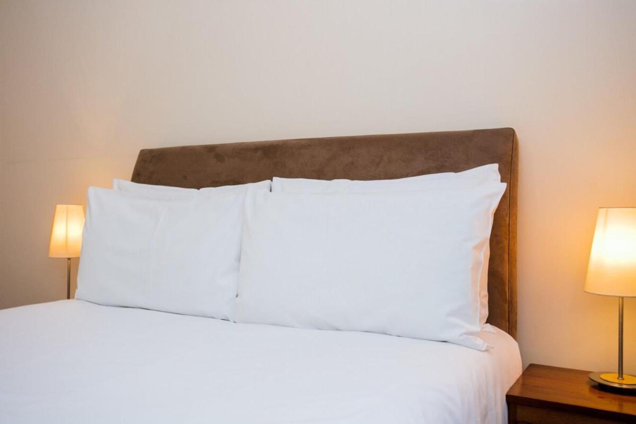 1 Bedroom Apartment On The Riverbank Near St Paul'S Londra Esterno foto